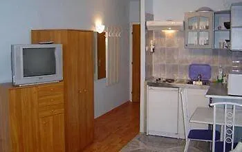 4 3* Budapest